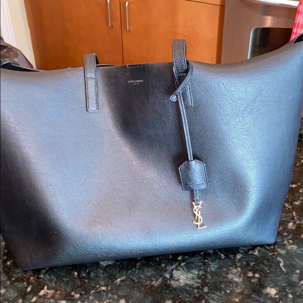 Saint Laurent East West Tote Black